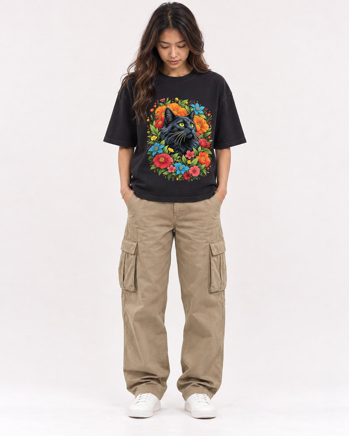 Mockup Boxy Heavyweight Tee Black female full-body 02