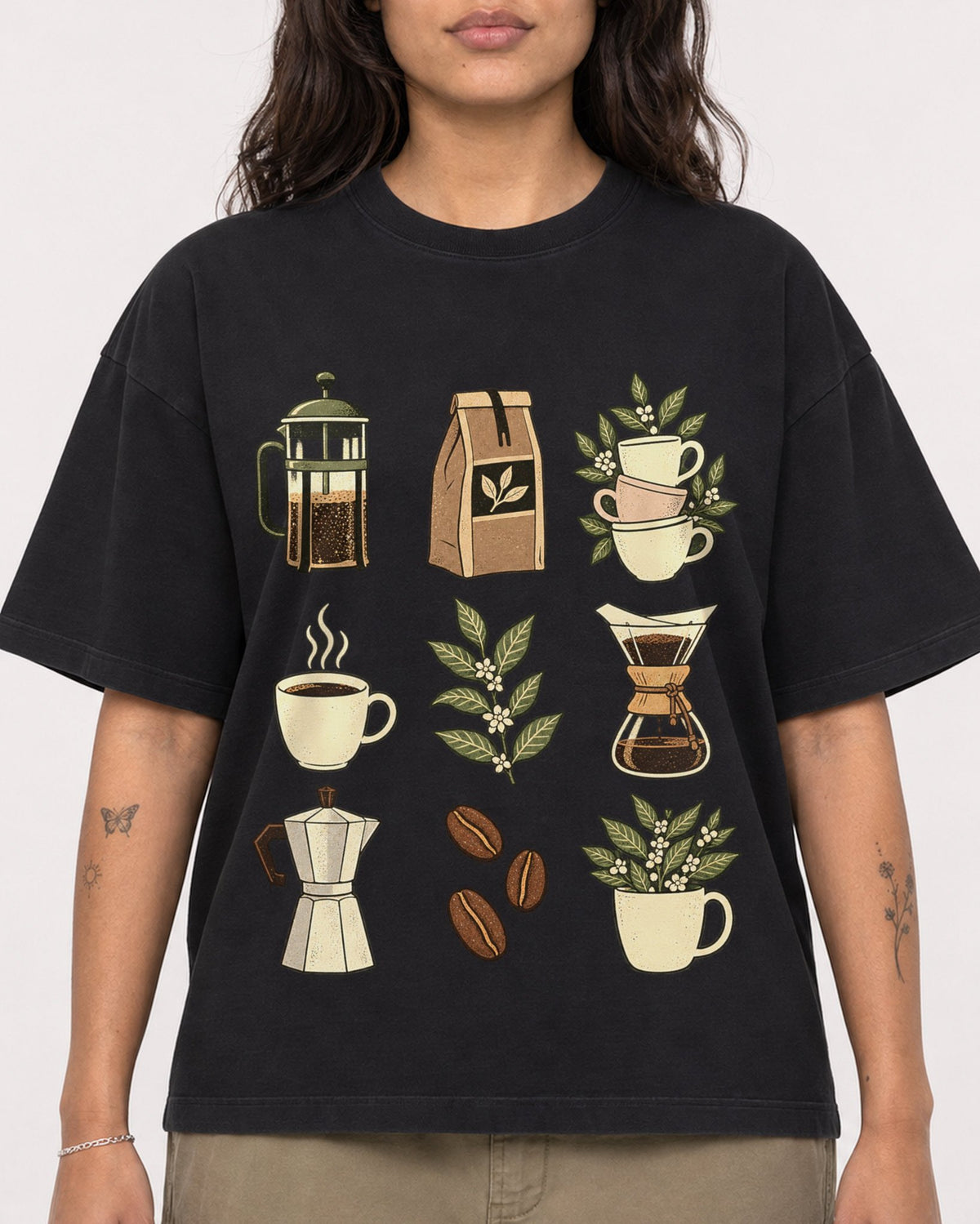 Mockup Boxy Heavyweight Tee Black female close-up 06