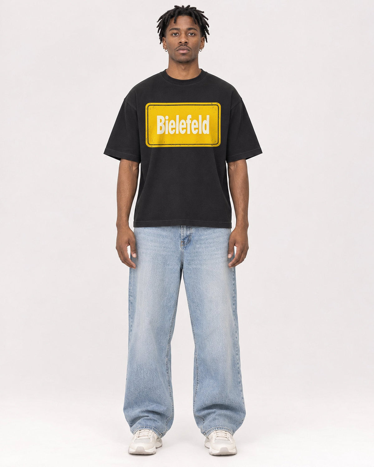 Mockup Boxy Heavyweight Tee Black male full-body 05