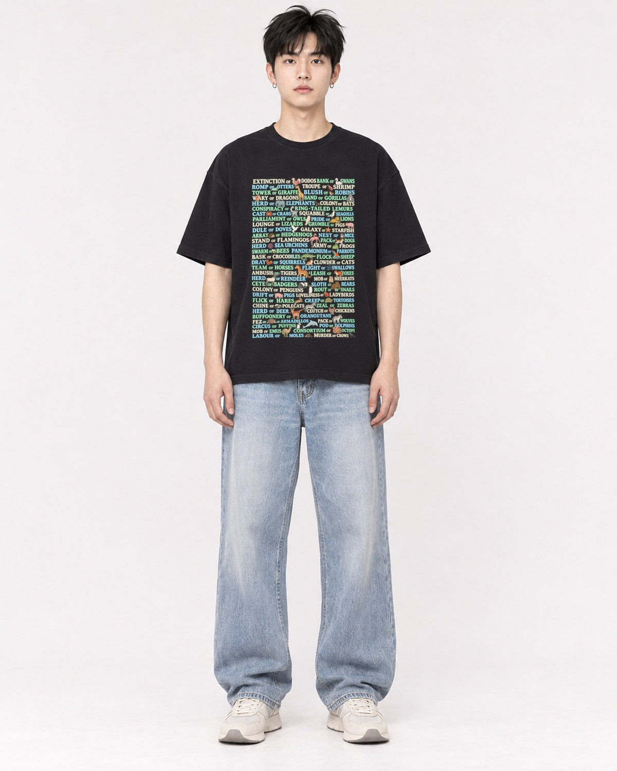 Mockup Boxy Heavyweight Tee Black male full-body 01