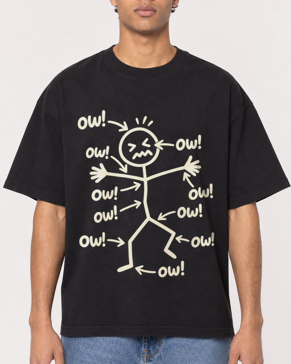 Mockup Boxy Heavyweight Tee Black male close-up 10