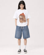 Mockup Boxy Heavyweight Tee White female full-body 01