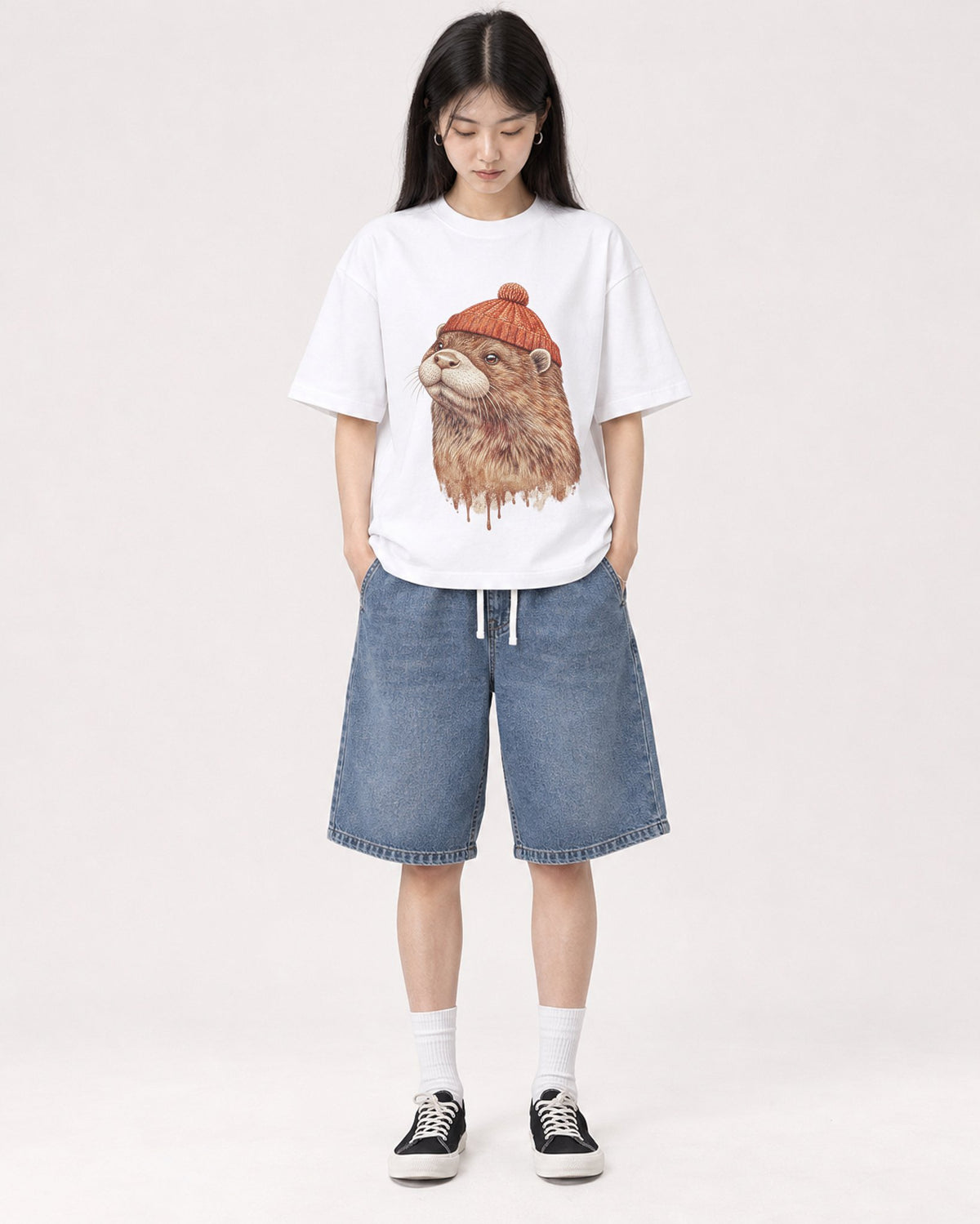 Mockup Boxy Heavyweight Tee White female full-body 01