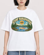 Mockup Boxy Heavyweight Tee White female close-up 11