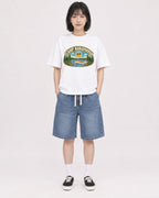 Mockup Boxy Heavyweight Tee White female full-body 11