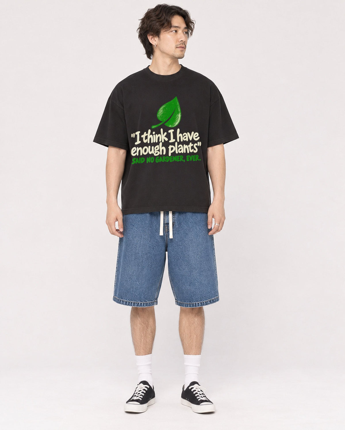 Mockup Boxy Heavyweight Tee Black male full-body 03