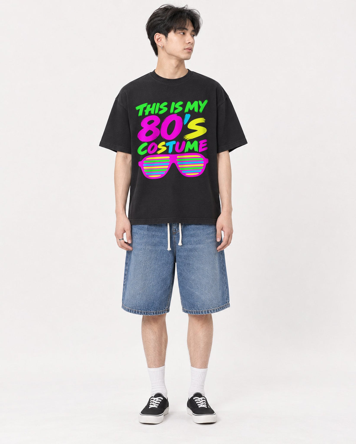 Mockup Boxy Heavyweight Tee Black male full-body 31