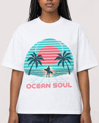 Mockup Boxy Heavyweight Tee White female close-up 04
