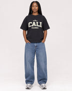 Mockup Boxy Heavyweight Tee Black female full-body 04