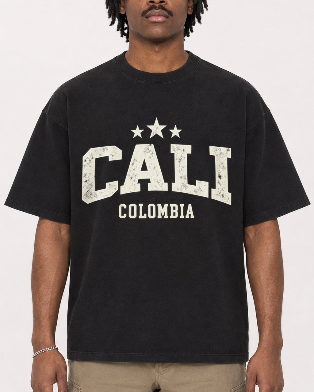 Mockup Boxy Heavyweight Tee Black male close-up 04