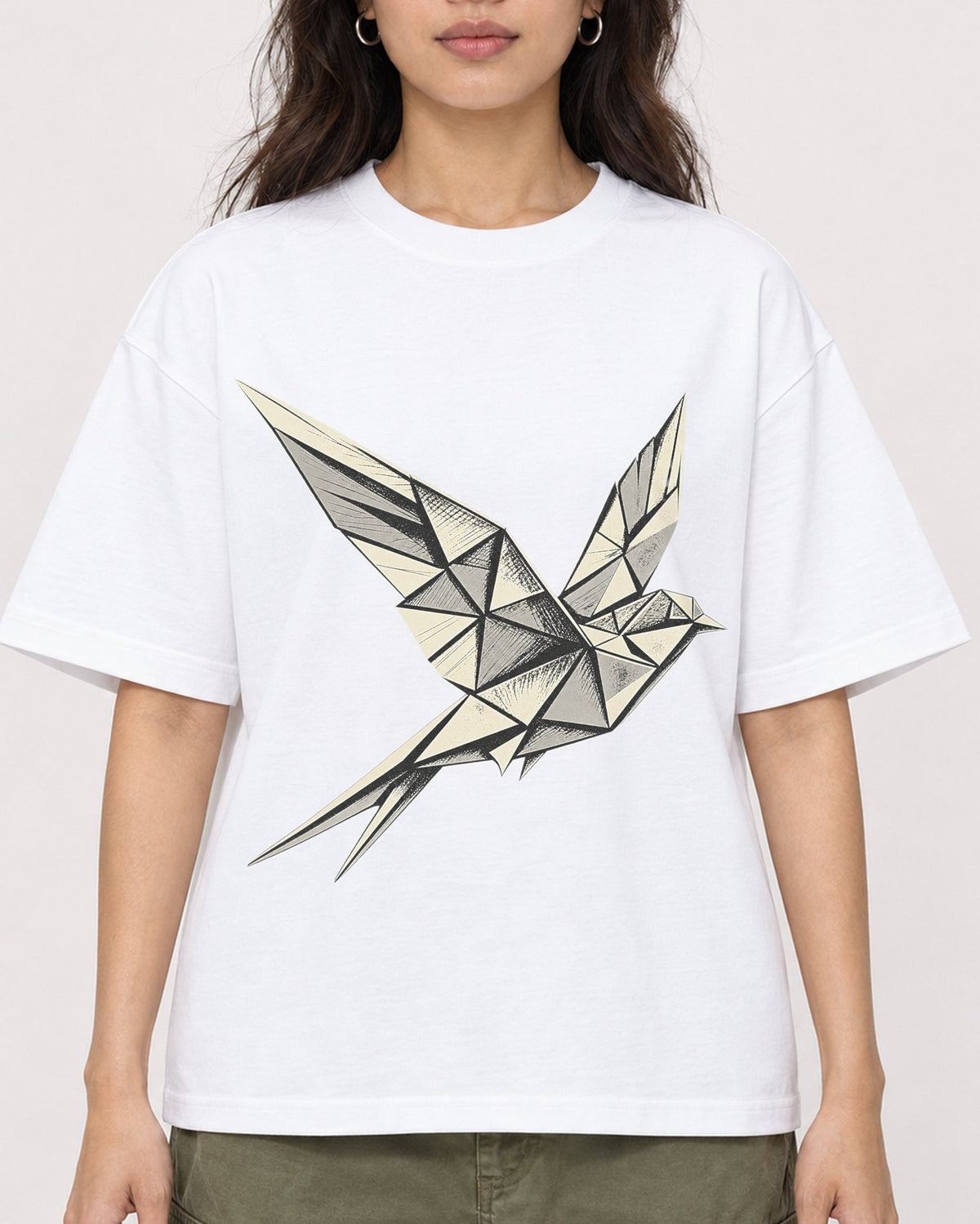 Mockup Boxy Heavyweight Tee White female close-up 02