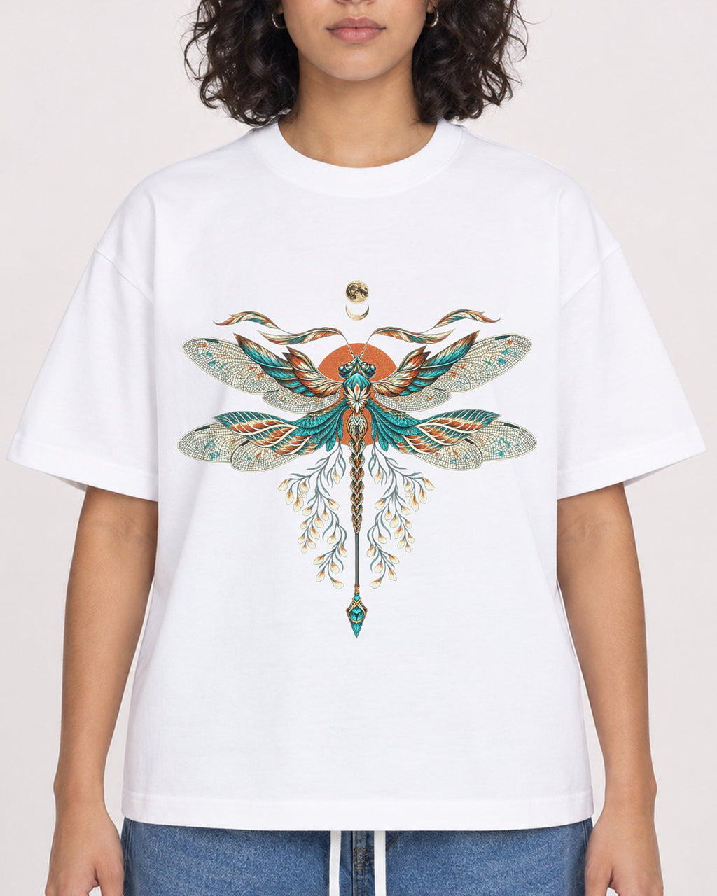 Mockup Boxy Heavyweight Tee White female close-up 26
