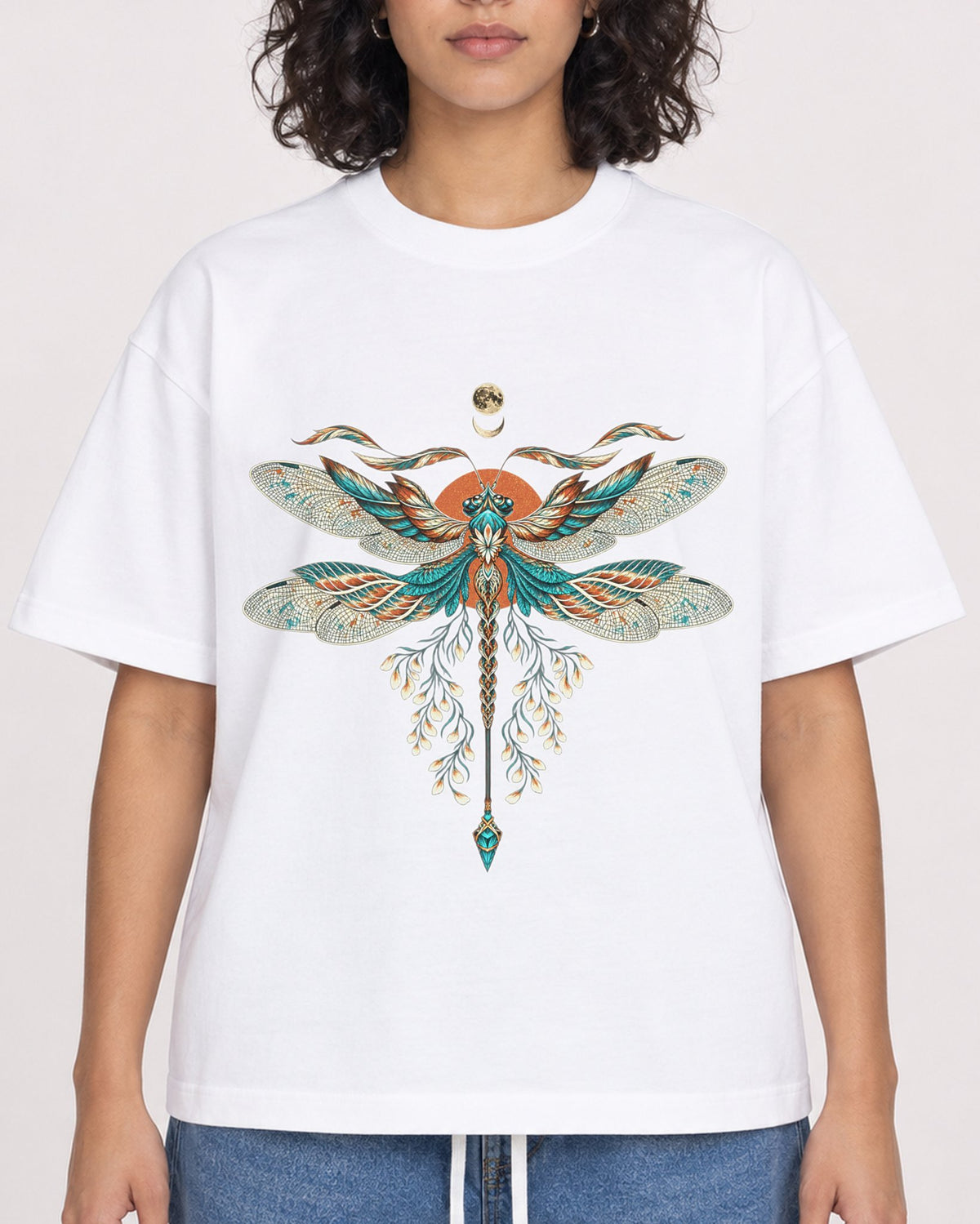 Mockup Boxy Heavyweight Tee White female close-up 26