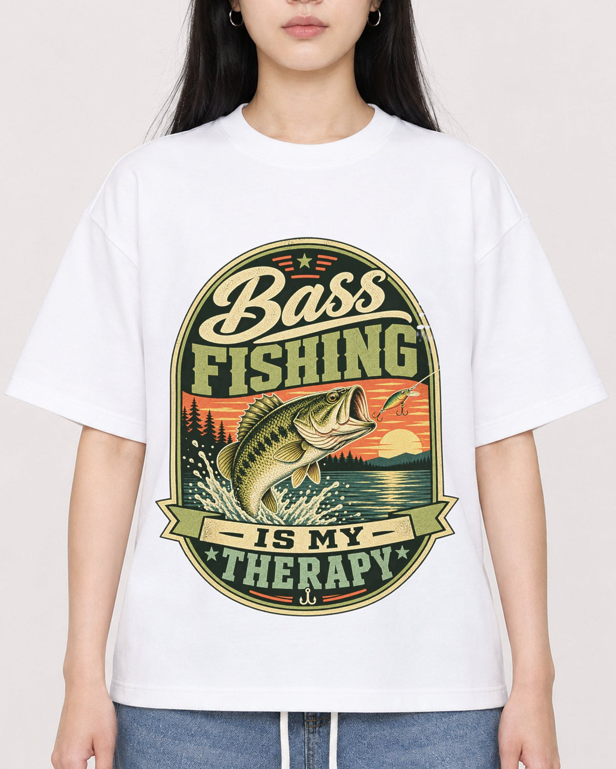 Mockup Boxy Heavyweight Tee White female close-up 01