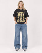 Mockup Boxy Heavyweight Tee Black female full-body 08