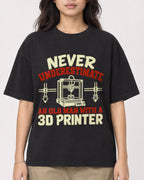 Mockup Boxy Heavyweight Tee Black female close-up 02
