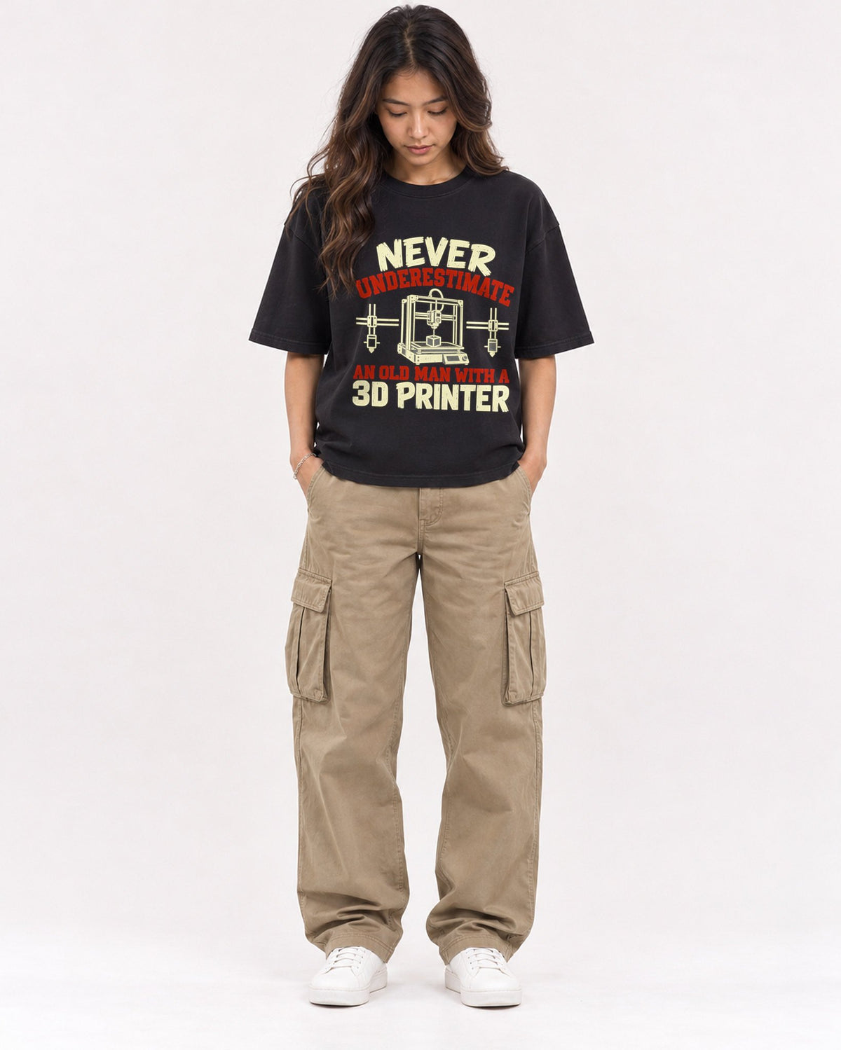 Mockup Boxy Heavyweight Tee Black female full-body 02