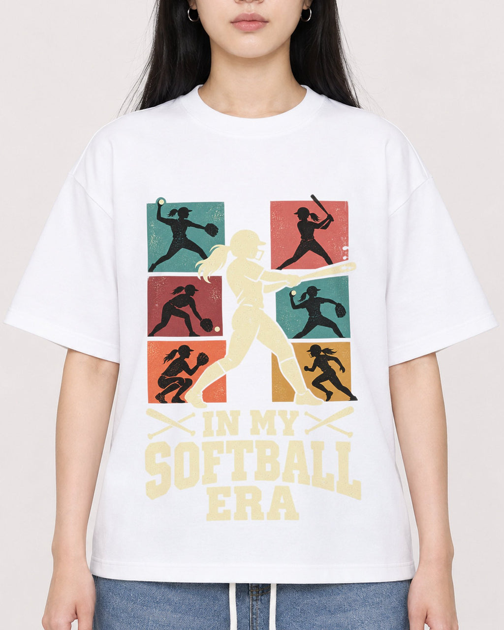 Mockup Boxy Heavyweight Tee White female close-up 01