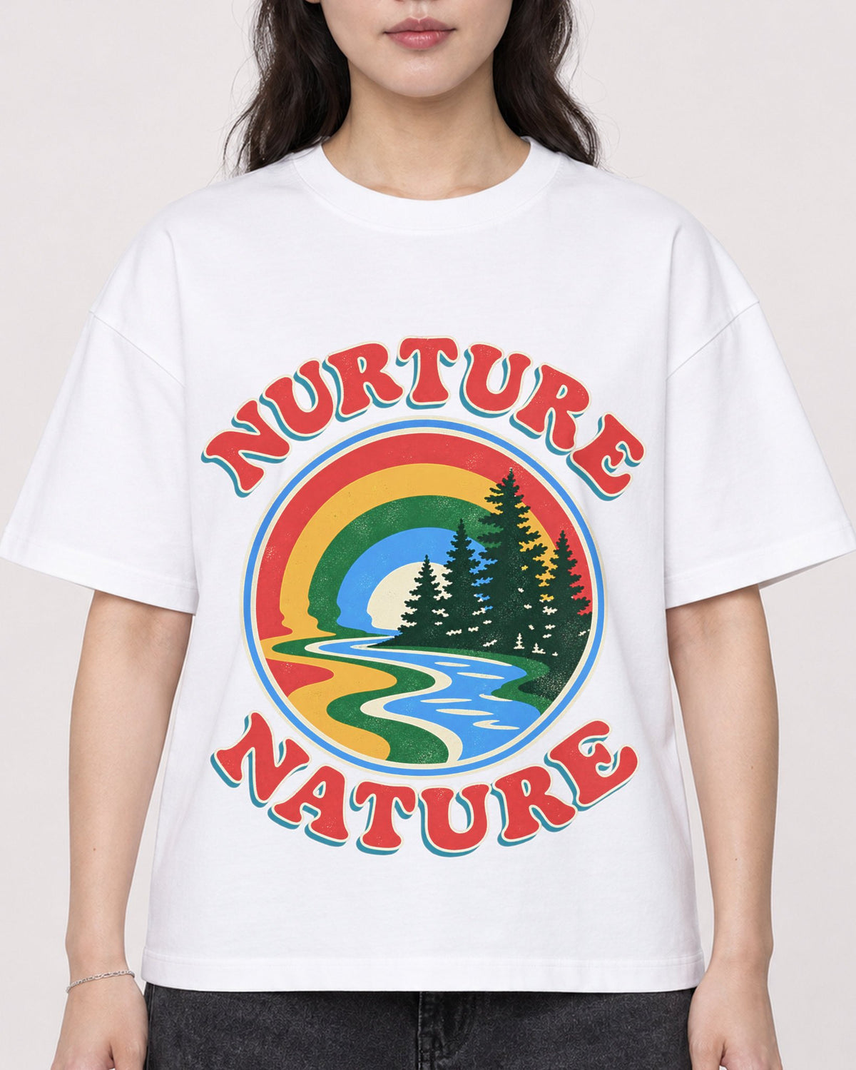 Mockup Boxy Heavyweight Tee White female close-up 03