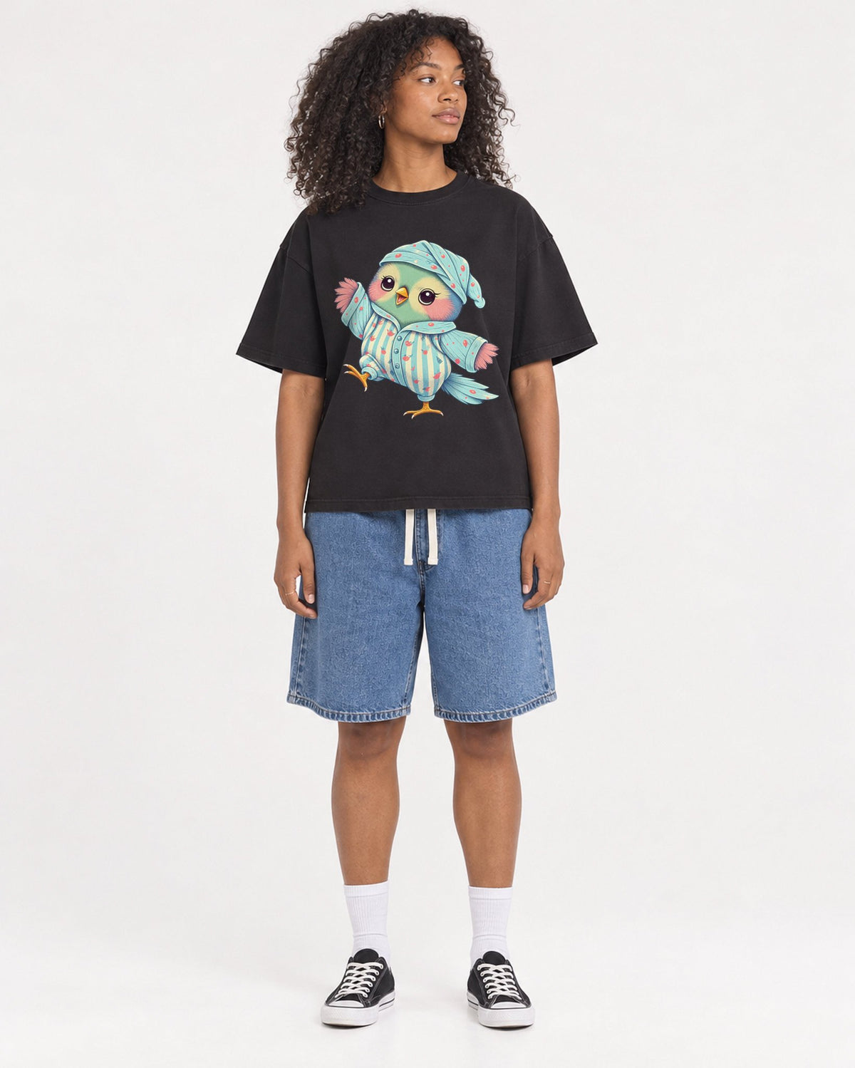 Mockup Boxy Heavyweight Tee Black female full-body 05