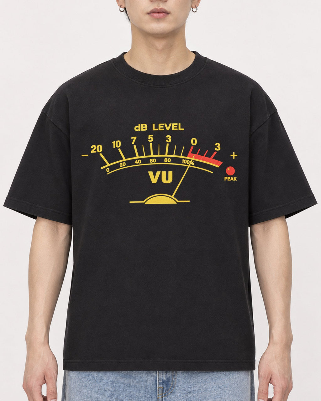 Mockup Boxy Heavyweight Tee Black male close-up 01
