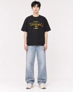 Mockup Boxy Heavyweight Tee Black male full-body 01