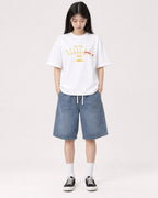 Mockup Boxy Heavyweight Tee White female full-body 01