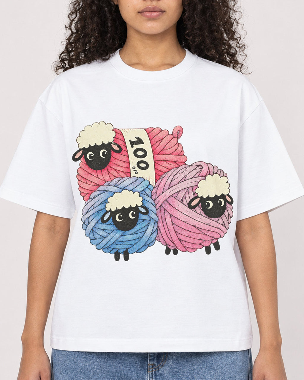 Mockup Boxy Heavyweight Tee White female close-up 10