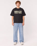Mockup Boxy Heavyweight Tee Black male full-body 09