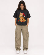Mockup Boxy Heavyweight Tee Black female full-body 06