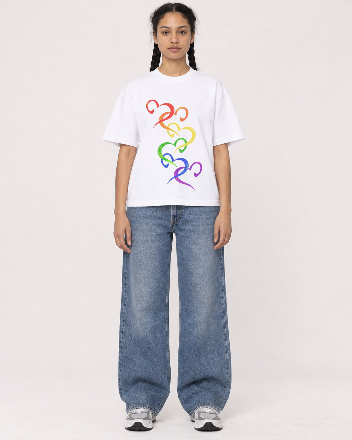 Mockup Boxy Heavyweight Tee White female full-body 50