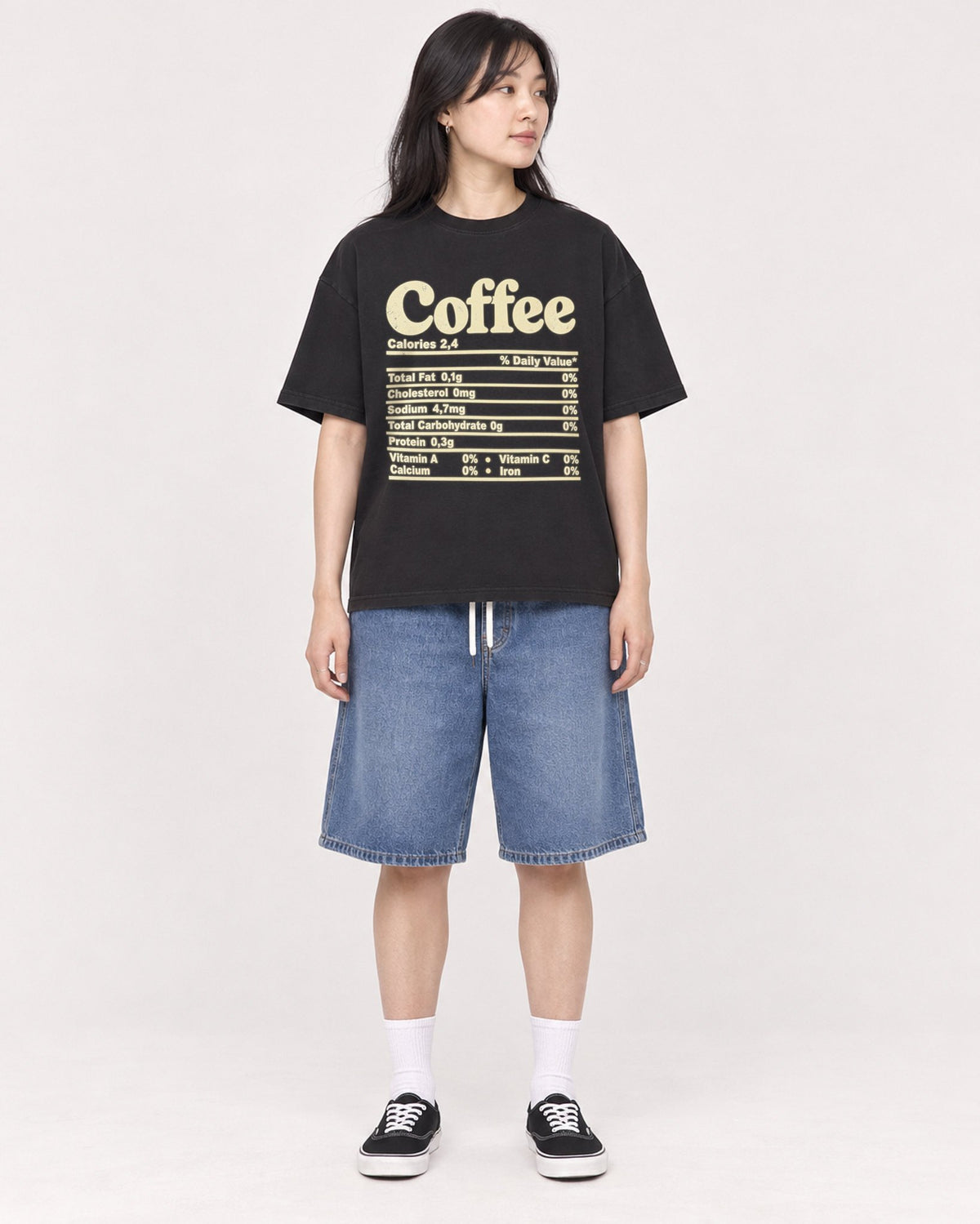 Mockup Boxy Heavyweight Tee Black female full-body 13