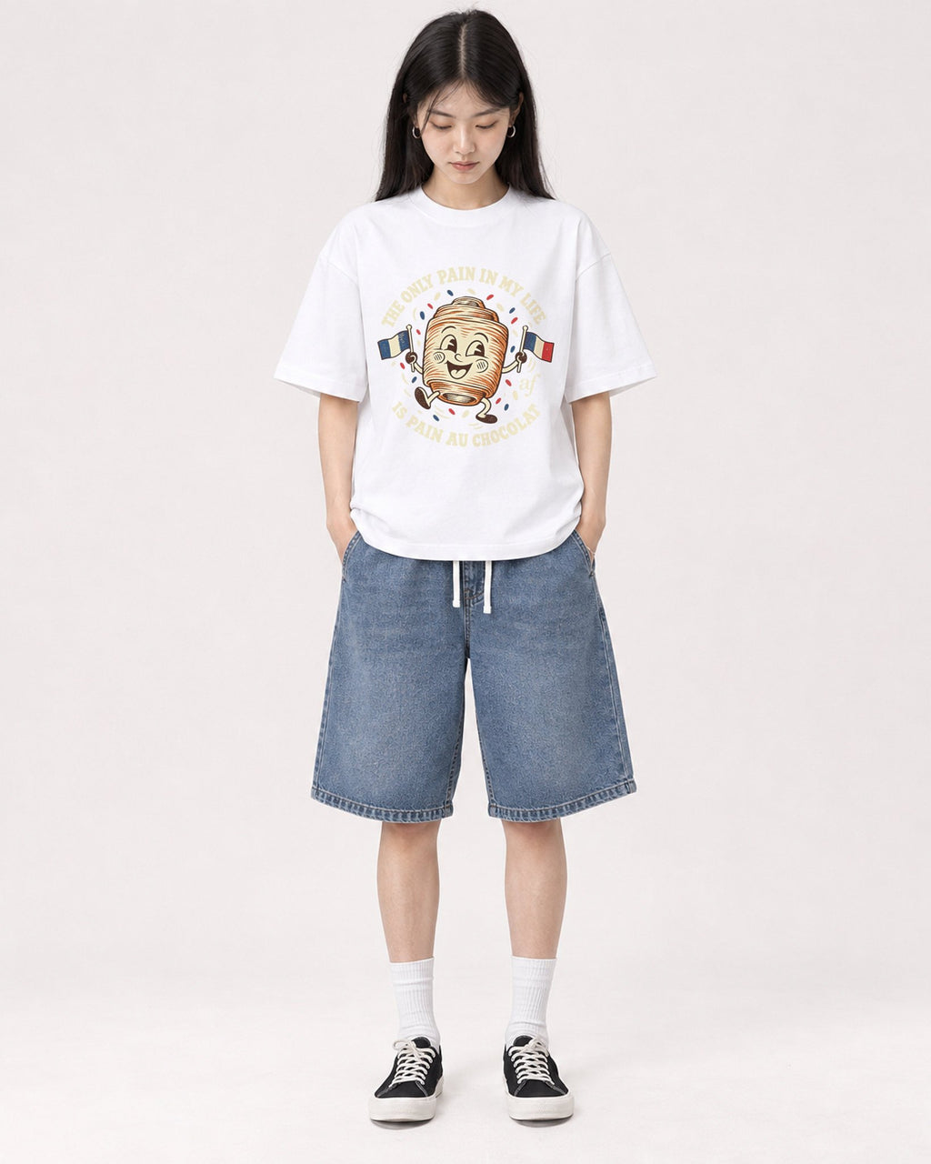 Mockup Boxy Heavyweight Tee White female full-body 01