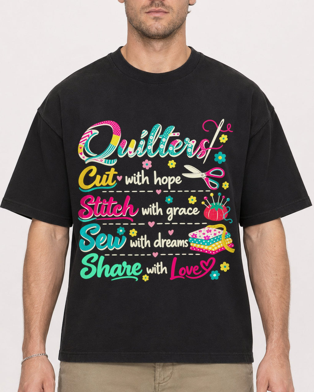 Mockup Boxy Heavyweight Tee Black male close-up 08