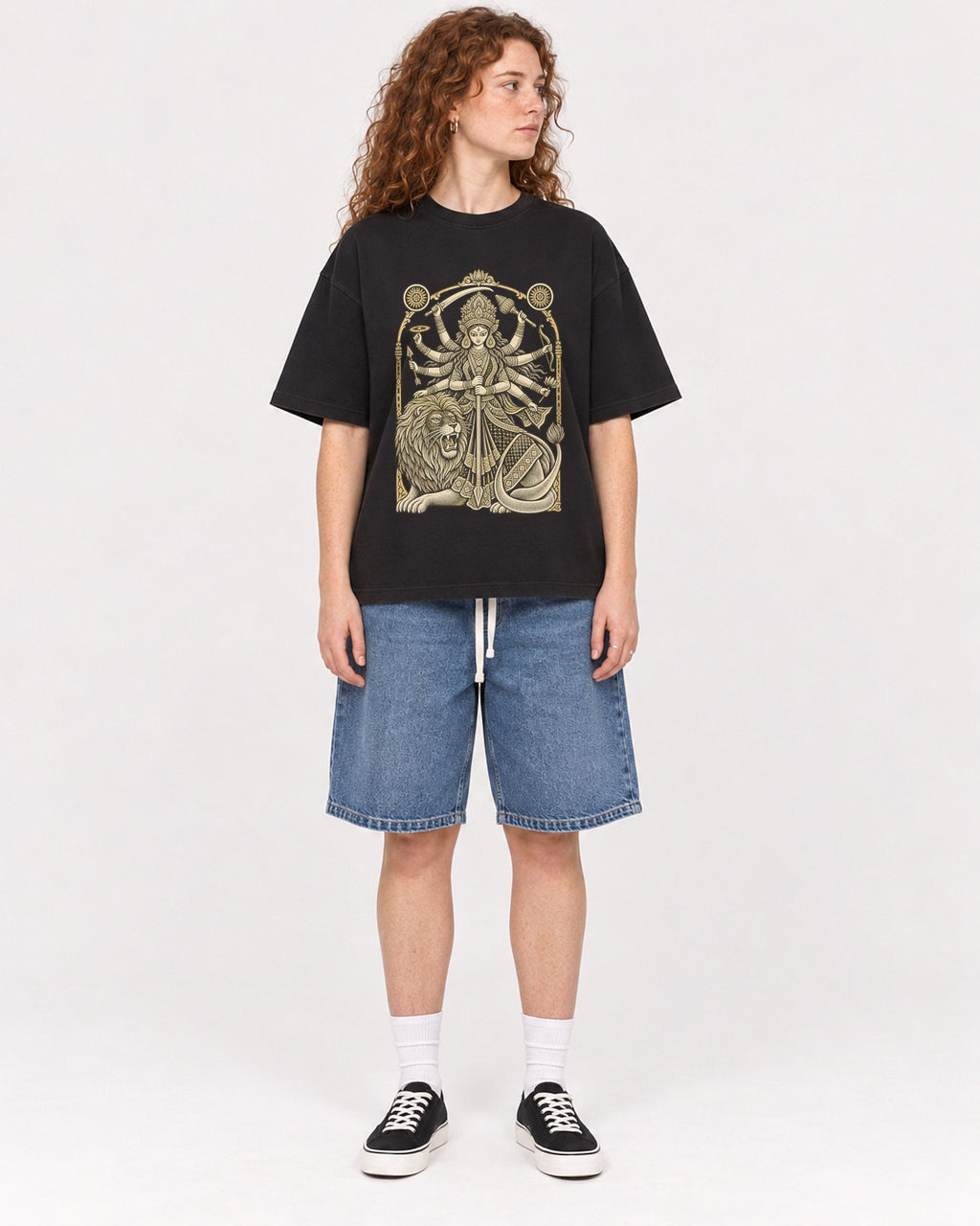 Mockup Boxy Heavyweight Tee Black female full-body 09