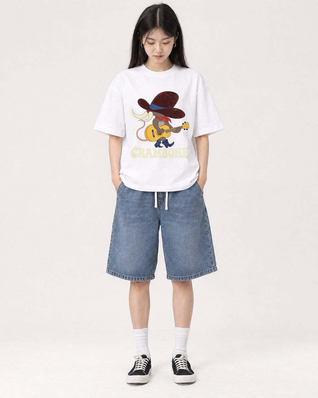 Mockup Boxy Heavyweight Tee White female full-body 01