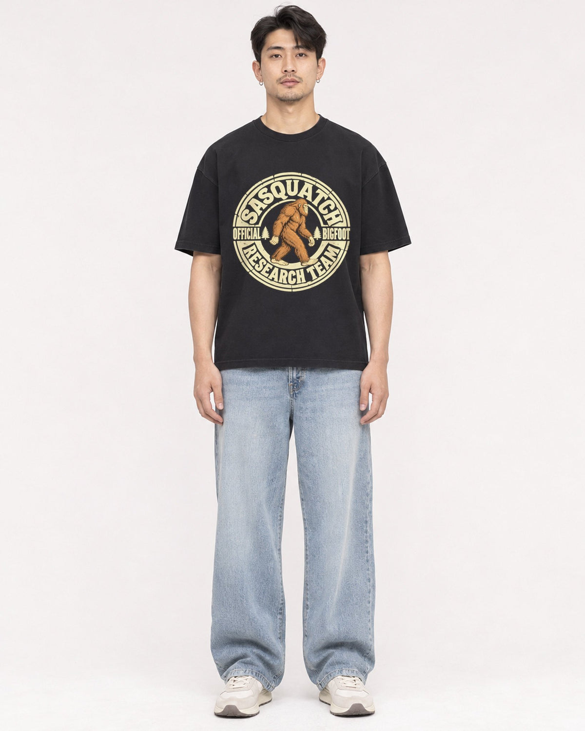 Mockup Boxy Heavyweight Tee Black male full-body 13