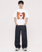 Mockup Boxy Heavyweight Tee White male full-body 01