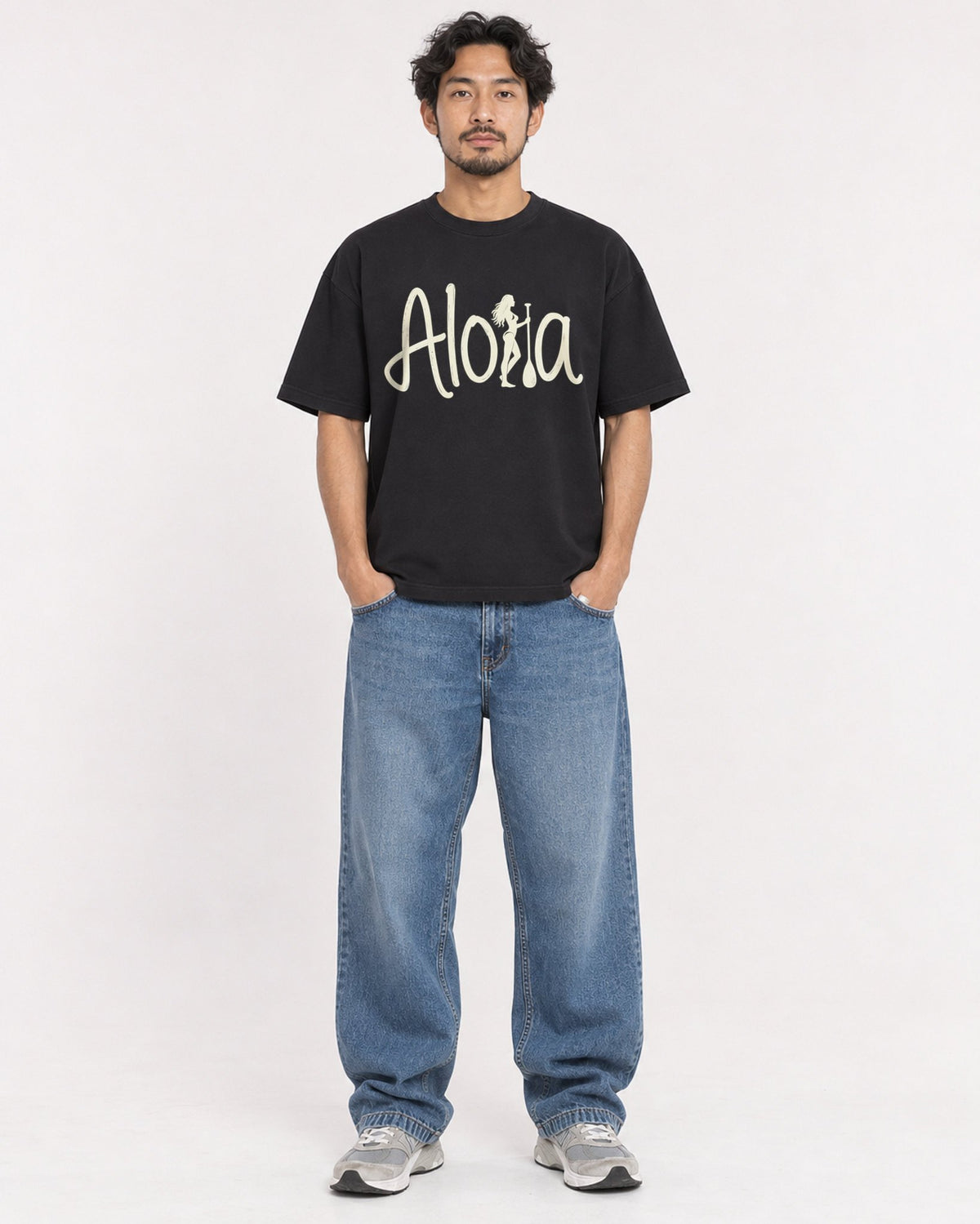 Mockup Boxy Heavyweight Tee Black male full-body 02