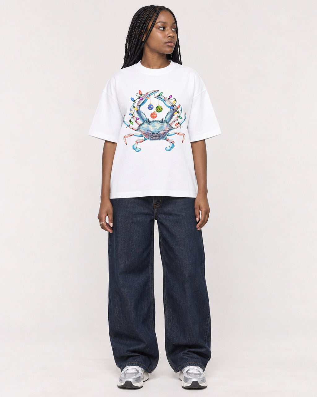 Mockup Boxy Heavyweight Tee White female full-body 04