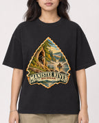 Mockup Boxy Heavyweight Tee Black female close-up 02
