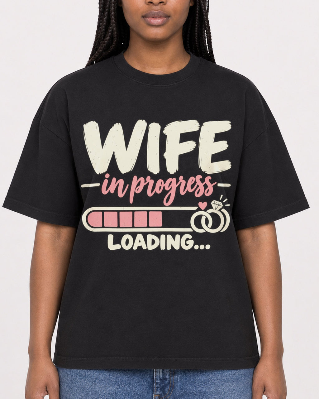 Mockup Boxy Heavyweight Tee Black female close-up 04
