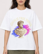 Mockup Boxy Heavyweight Tee White female close-up 02