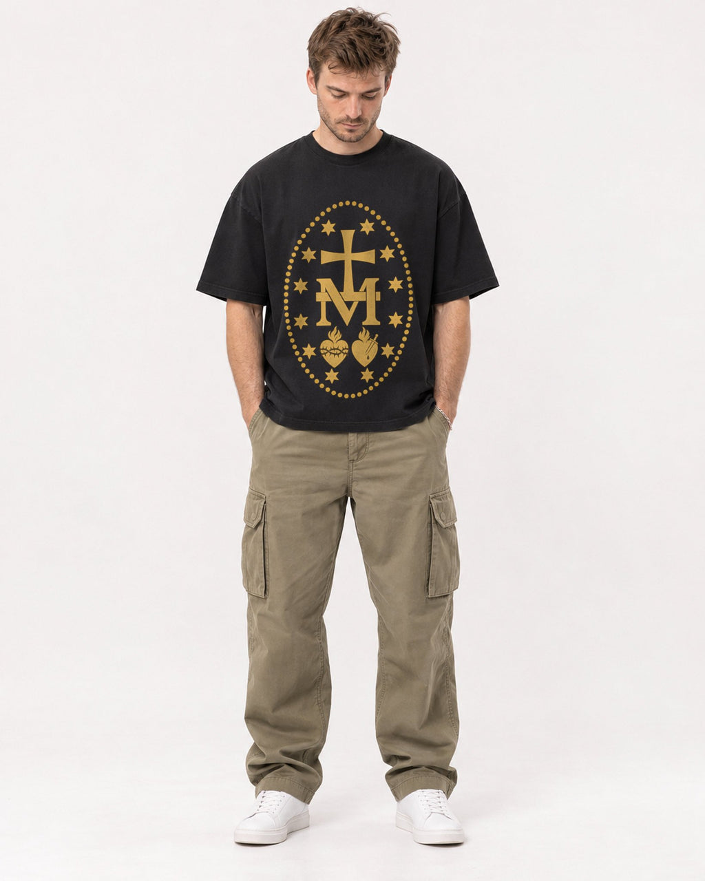 Mockup Boxy Heavyweight Tee Black male full-body 08