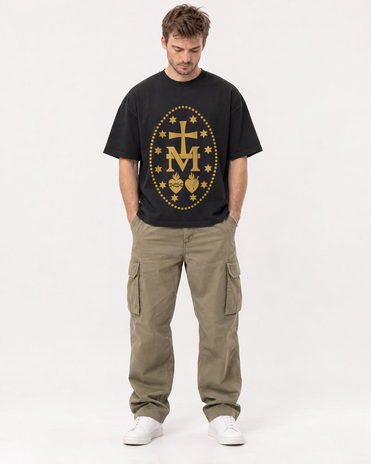 Mockup Boxy Heavyweight Tee Black male full-body 08
