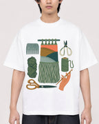 Mockup Boxy Heavyweight Tee White male close-up 11