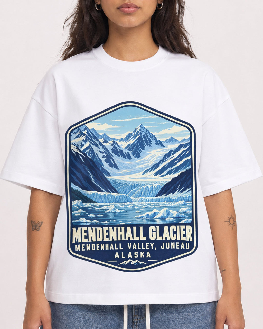 Mockup Boxy Heavyweight Tee White female close-up 06