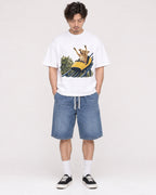 Mockup Boxy Heavyweight Tee White male full-body 03