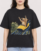 Mockup Boxy Heavyweight Tee Black female close-up 03