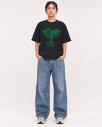 Mockup Boxy Heavyweight Tee Black female full-body 12